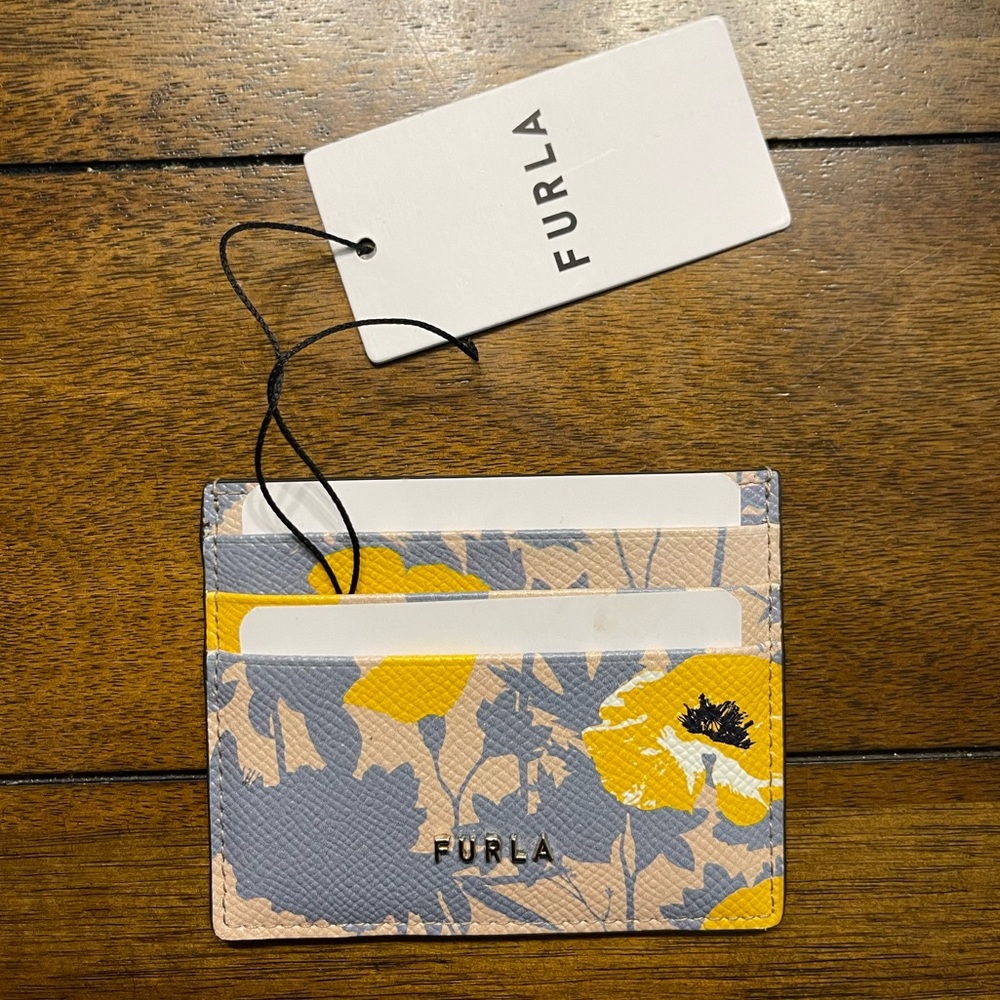 FURLA WALLET.